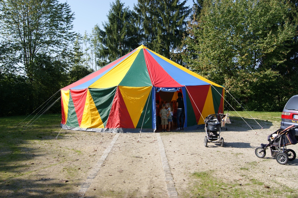 Zirkuszelt Zirkuszelt